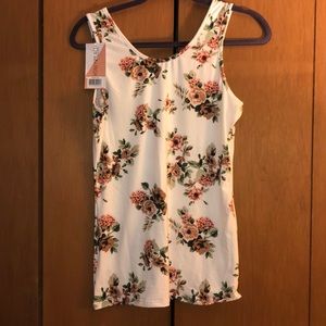 Honey and lace tank top